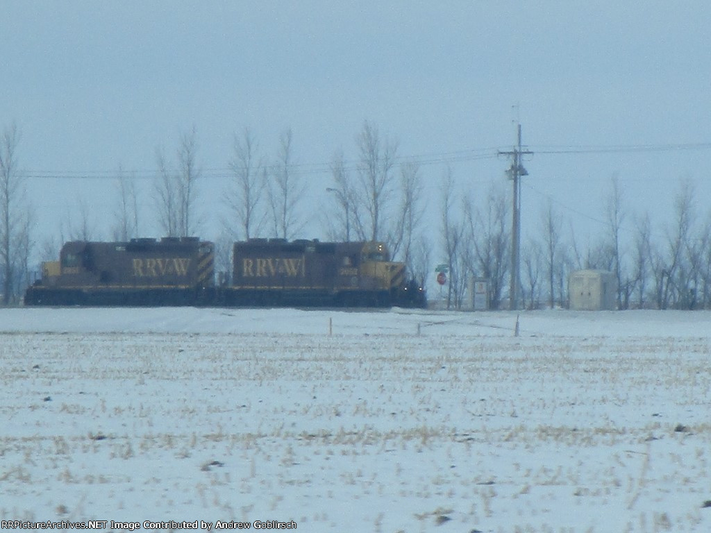 RRV&W 2051 + 2053 in the Snow